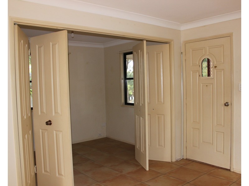 17 Allambie Street, Macleay Island QLD 4184