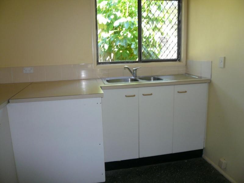 10 Jane Street, Macleay Island QLD 4184