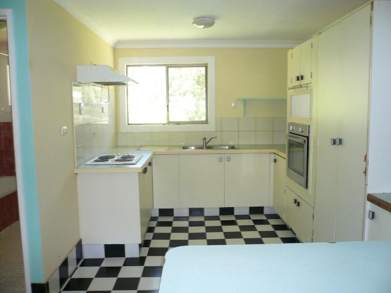 10 Jane Street, Macleay Island QLD 4184