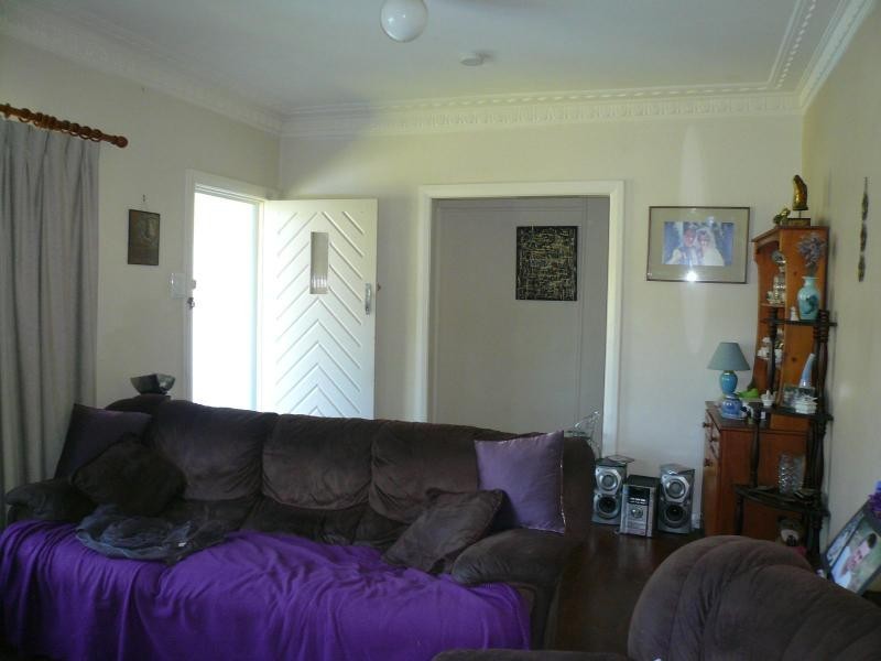 13 Michael Street, Macleay Island QLD 4184