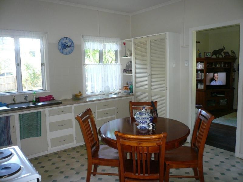 13 Michael Street, Macleay Island QLD 4184