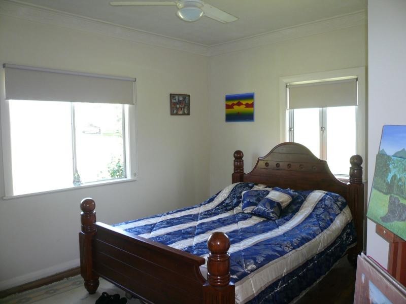 13 Michael Street, Macleay Island QLD 4184