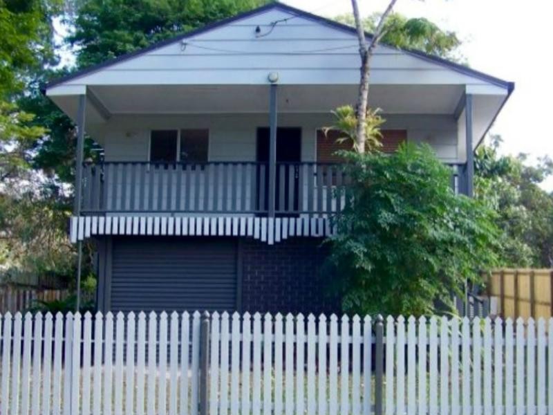 5 Nectar Street, Lamb Island QLD 4184