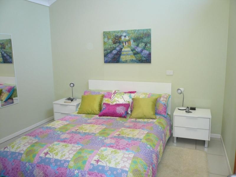 5 Wake Street, Macleay Island QLD 4184