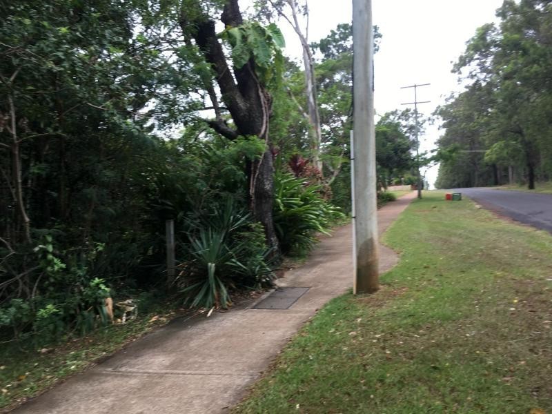 84 Lucas Drive, Lamb Island QLD 4184