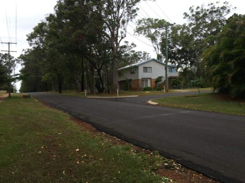84 Lucas Drive, Lamb Island QLD 4184