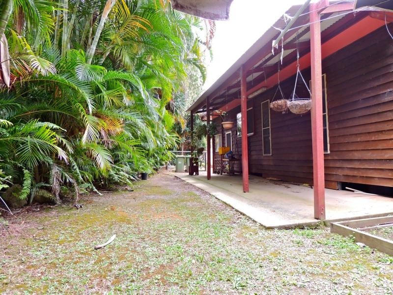 21 Mawarra Street, Macleay Island QLD 4184