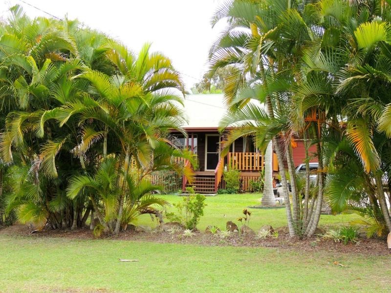 21 Mawarra Street, Macleay Island QLD 4184