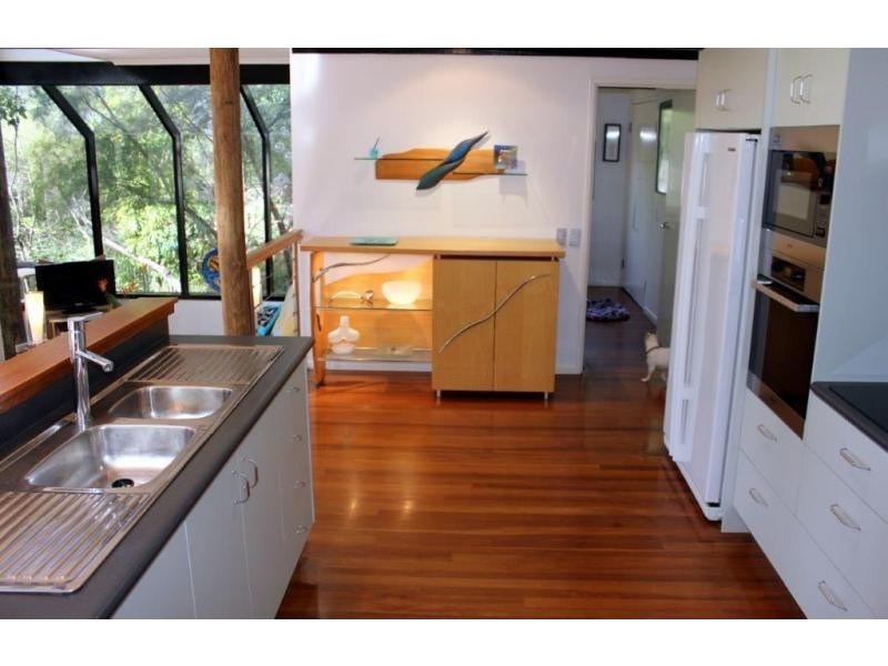 20 The Esplanade, Karragarra Island QLD 4184