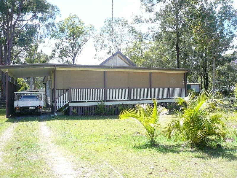 16 Nugent Street, Macleay Island QLD 4184