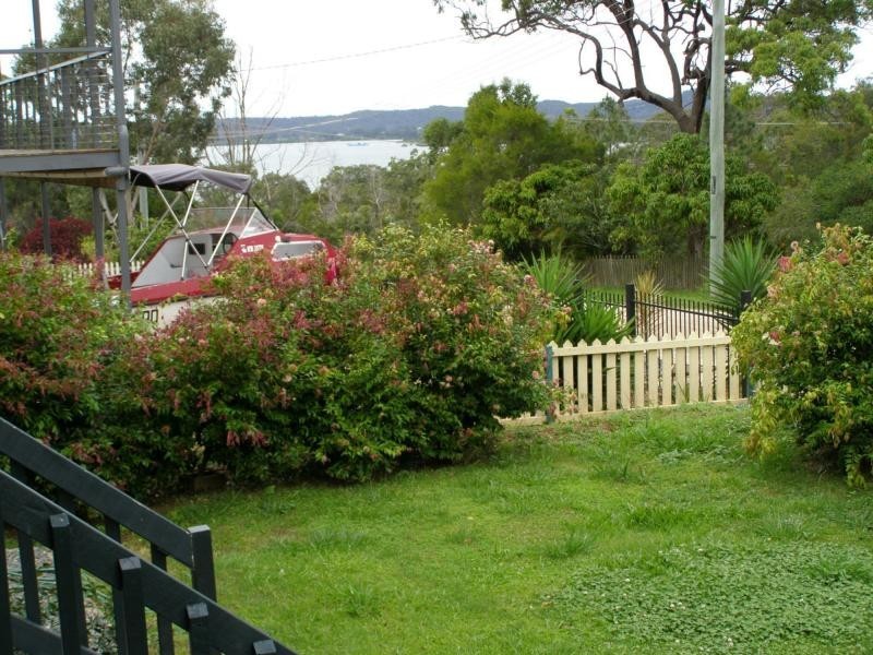 3 Percival Street, Macleay Island QLD 4184