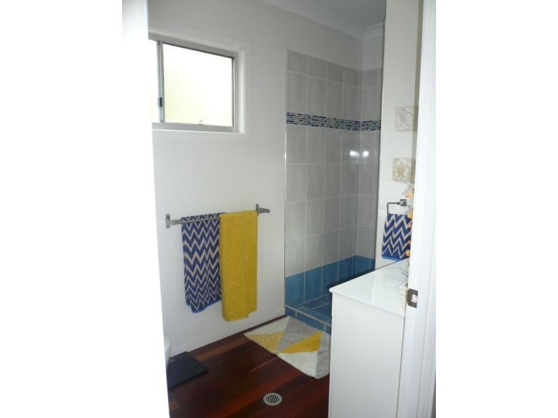 20 Tingara Street, Macleay Island QLD 4184