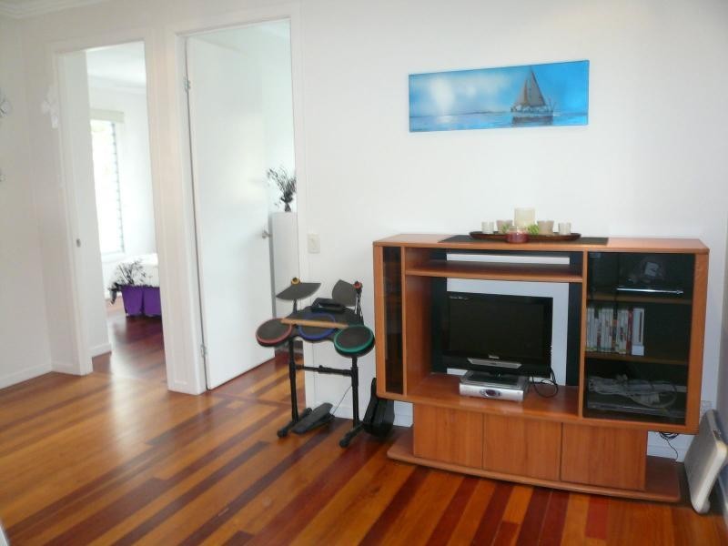 20 Tingara Street, Macleay Island QLD 4184