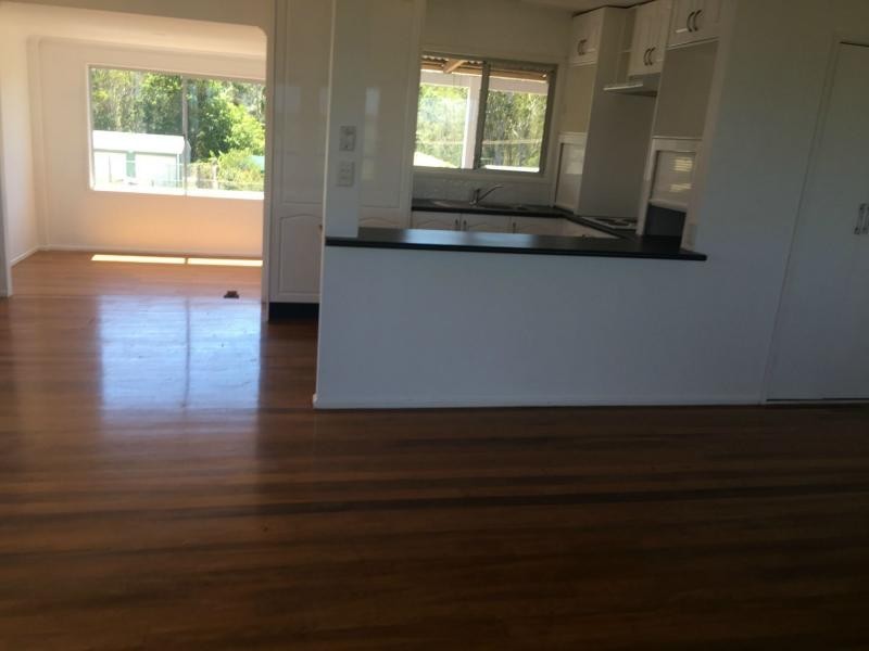 112 Western Road, Macleay Island QLD 4184