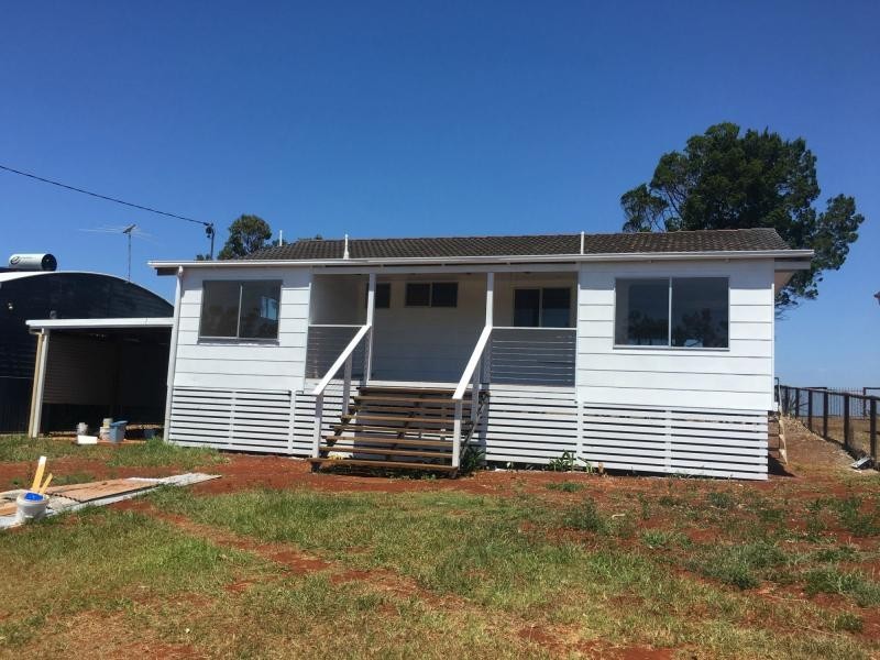 112 Western Road, Macleay Island QLD 4184