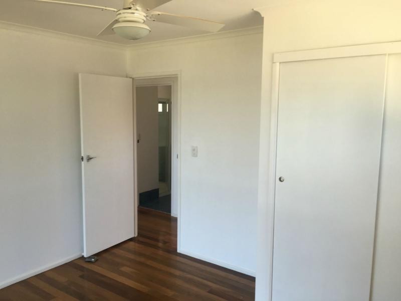 112 Western Road, Macleay Island QLD 4184