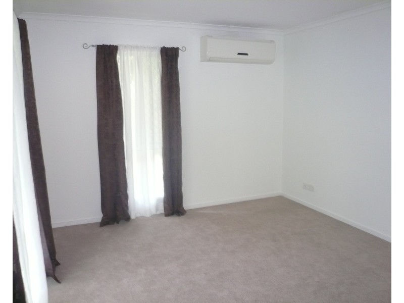 56 Alexander Street, Macleay Island QLD 4184