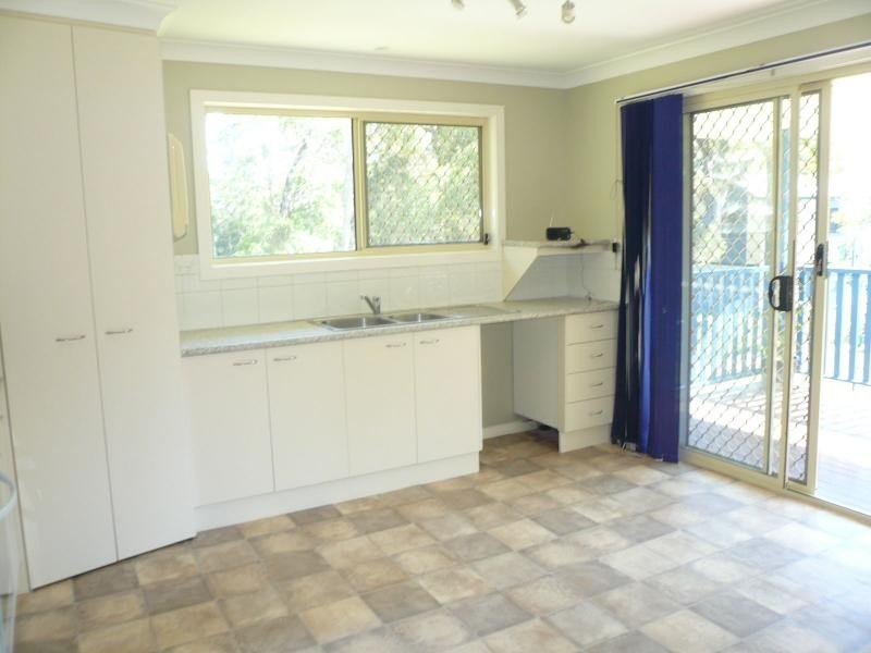 7 President Terrace, Macleay Island QLD 4184