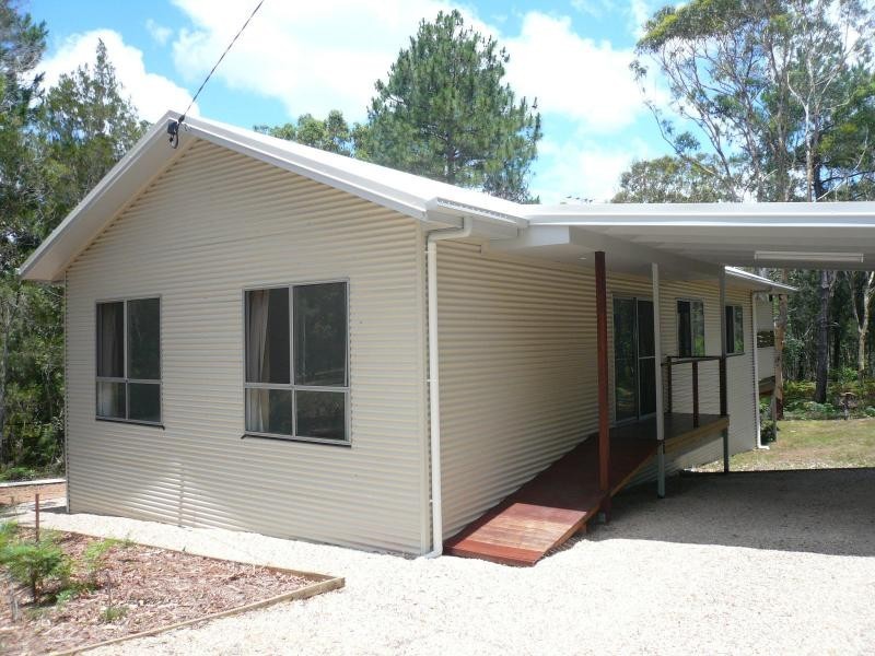 23 Alexander Street, Macleay Island QLD 4184