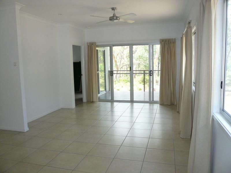 23 Alexander Street, Macleay Island QLD 4184