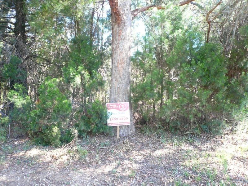 2 Hamilton Parade, Macleay Island QLD 4184
