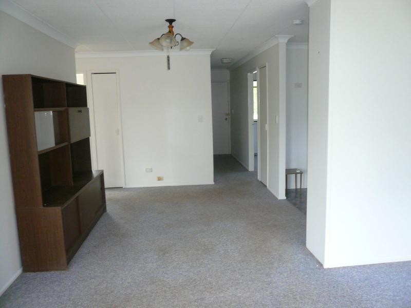 1 Allambie Street, Macleay Island QLD 4184