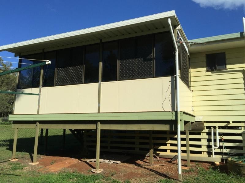 1 Allambie Street, Macleay Island QLD 4184