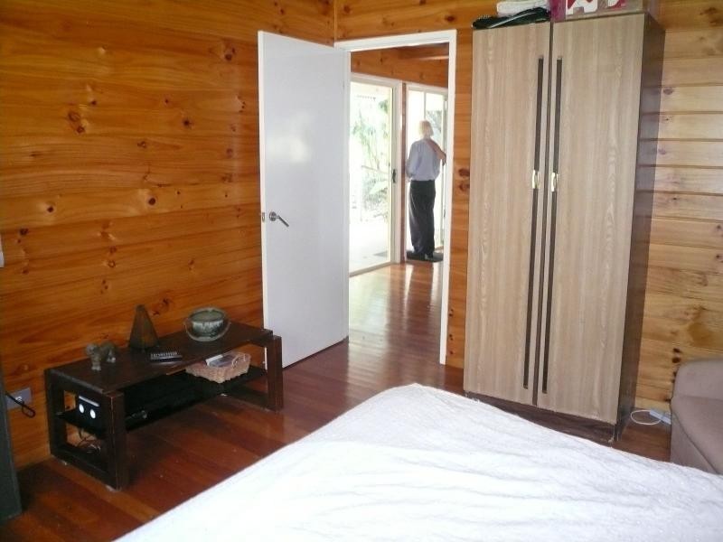 28 Blue Bay Crescent, Macleay Island QLD 4184