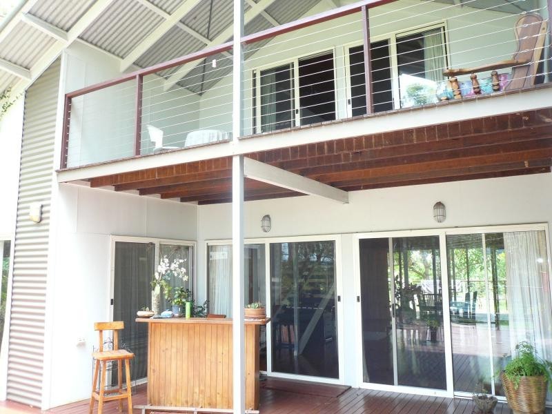 28 Blue Bay Crescent, Macleay Island QLD 4184