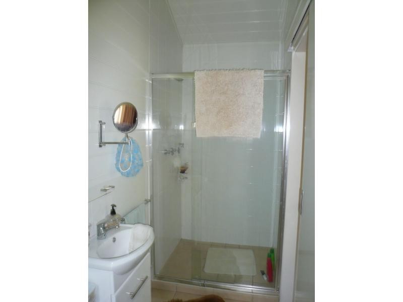 28 Blue Bay Crescent, Macleay Island QLD 4184