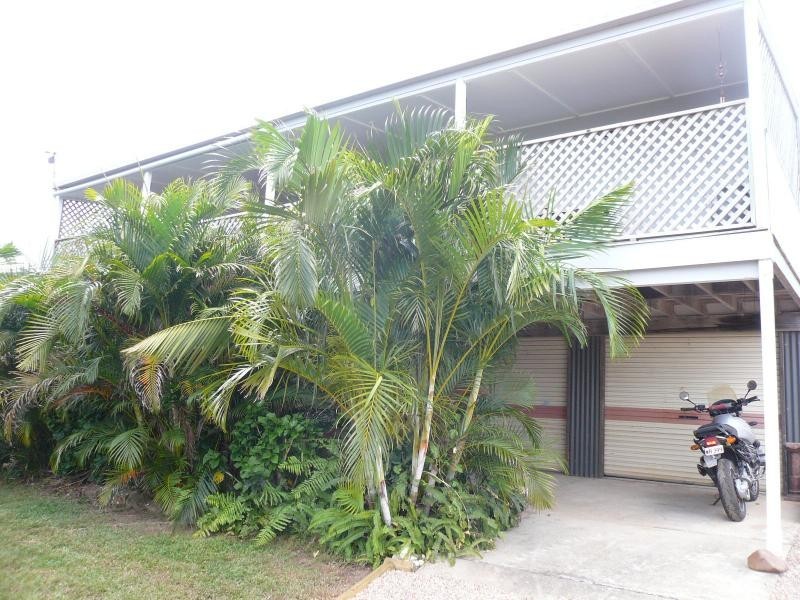 9 Coorong Street, Macleay Island QLD 4184