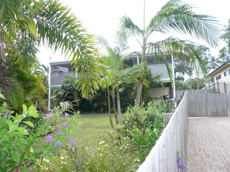 9 Coorong Street, Macleay Island QLD 4184