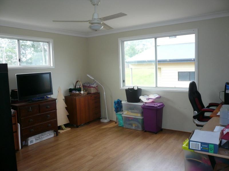 9 Coorong Street, Macleay Island QLD 4184