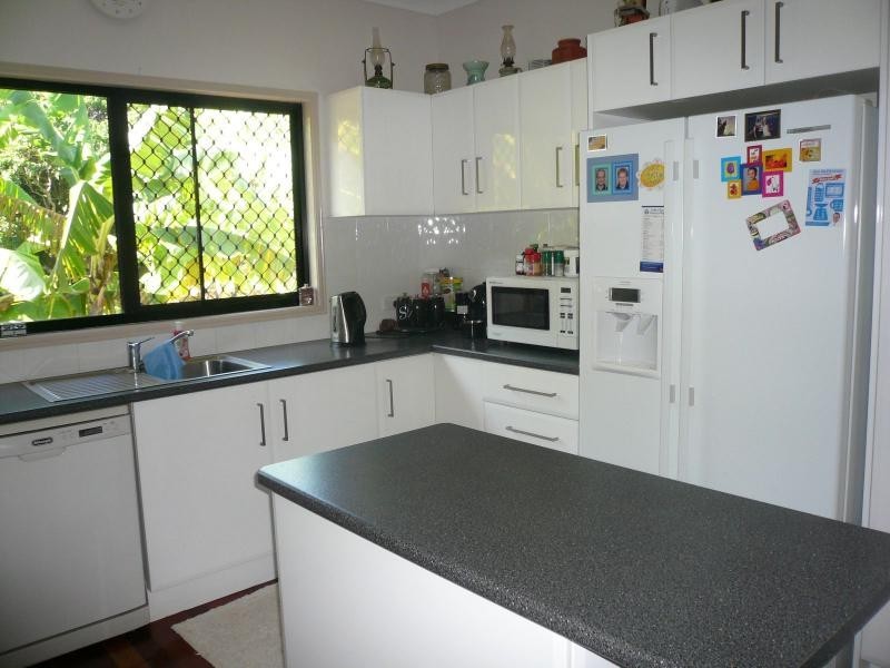 27-29 Sentosa Terrace, Macleay Island QLD 4184