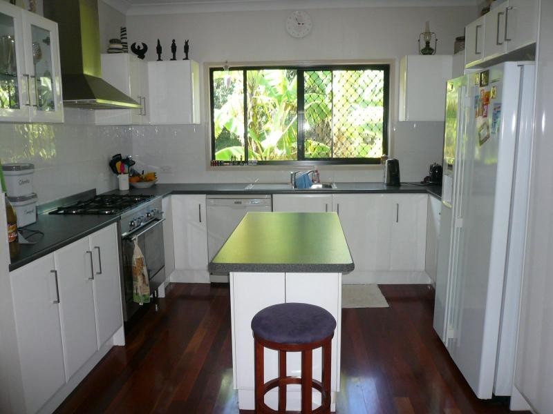 27-29 Sentosa Terrace, Macleay Island QLD 4184