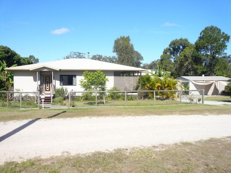 27-29 Sentosa Terrace, Macleay Island QLD 4184