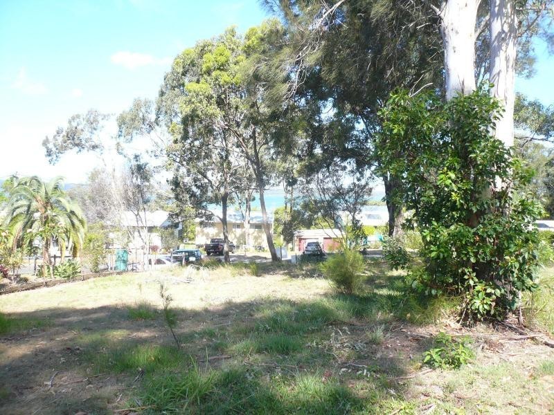 44 Beelong Street, Macleay Island QLD 4184
