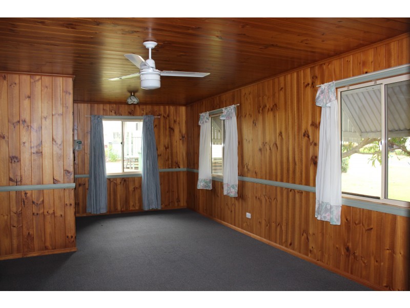 29 Lemontree Drive, Macleay Island QLD 4184