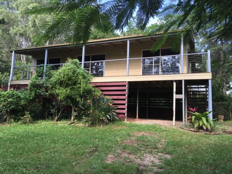 60 Perulpa drive, Lamb Island QLD 4184