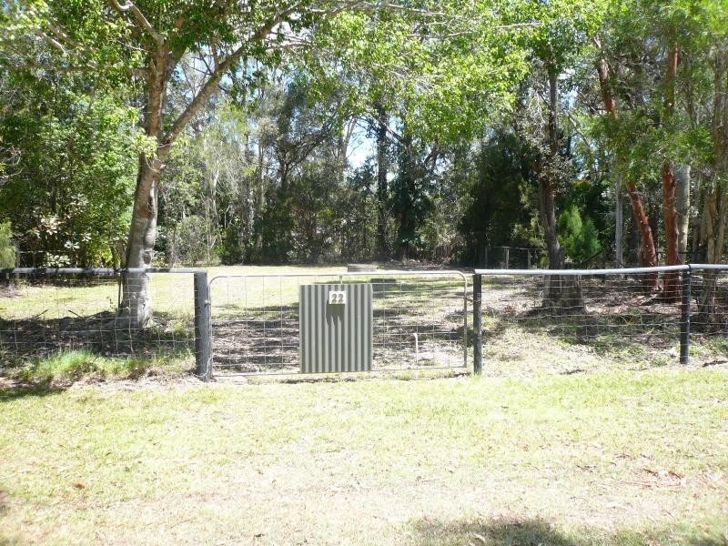 22 Mango Crescent, Macleay Island QLD 4184