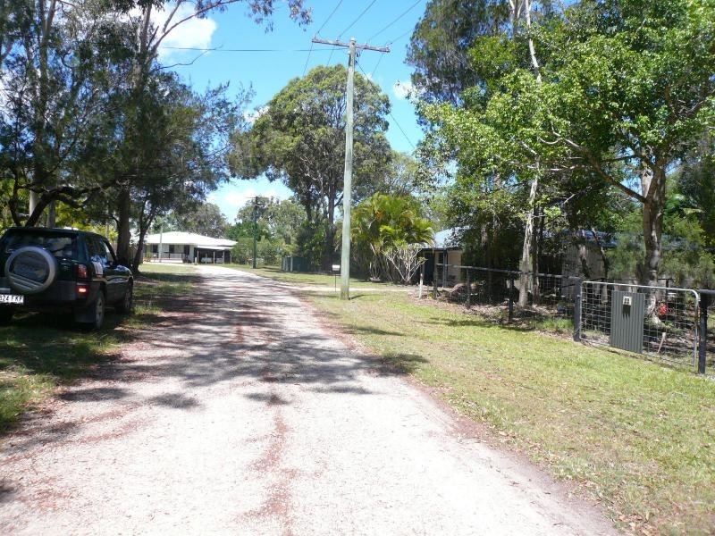 22 Mango Crescent, Macleay Island QLD 4184