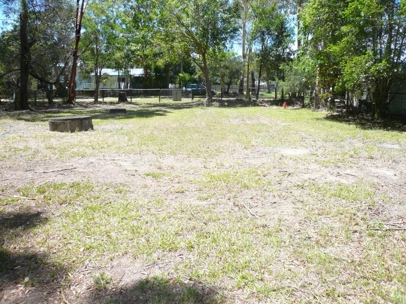 22 Mango Crescent, Macleay Island QLD 4184