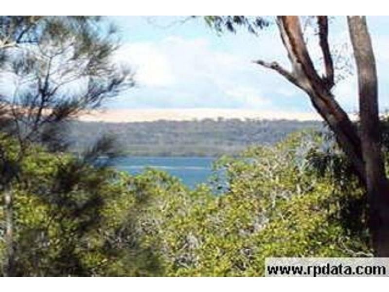 1-3 Blue Bay Crescent, Macleay Island QLD 4184
