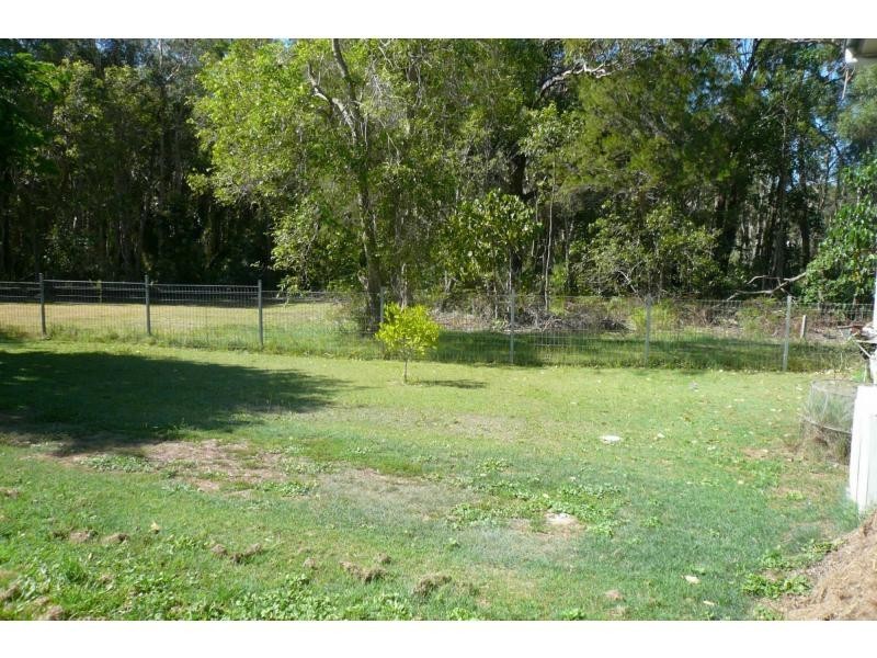 23 Squire Street, Macleay Island QLD 4184