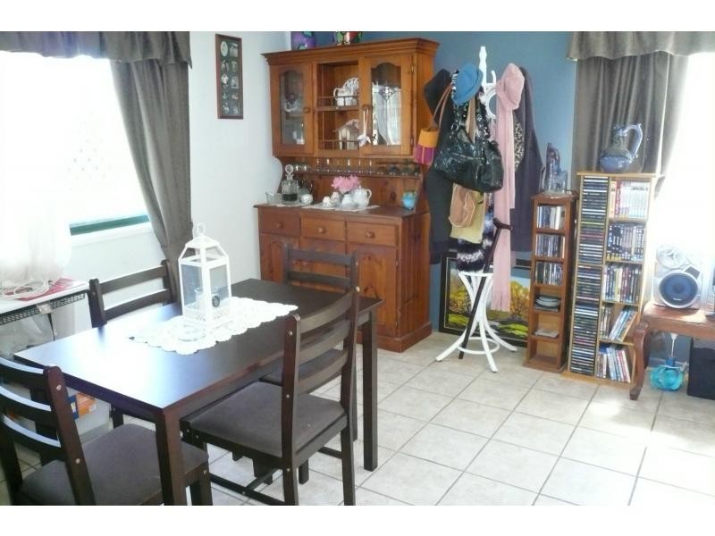 23 Squire Street, Macleay Island QLD 4184