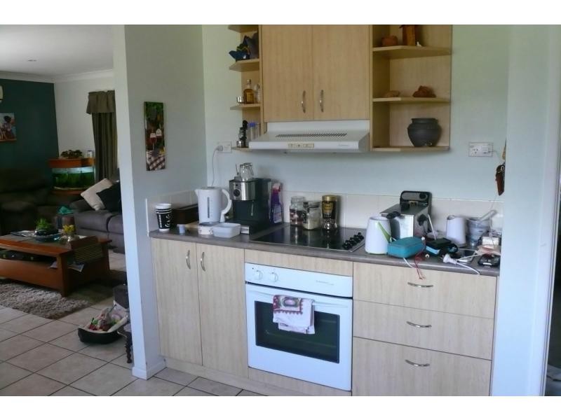 23 Squire Street, Macleay Island QLD 4184