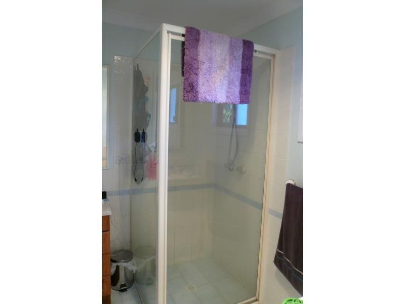 23 Squire Street, Macleay Island QLD 4184