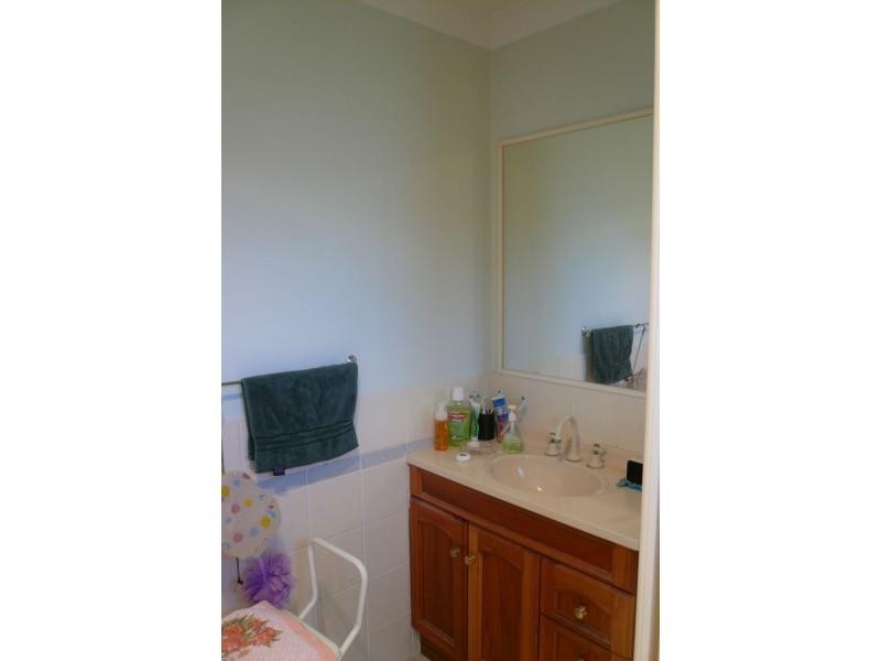 23 Squire Street, Macleay Island QLD 4184