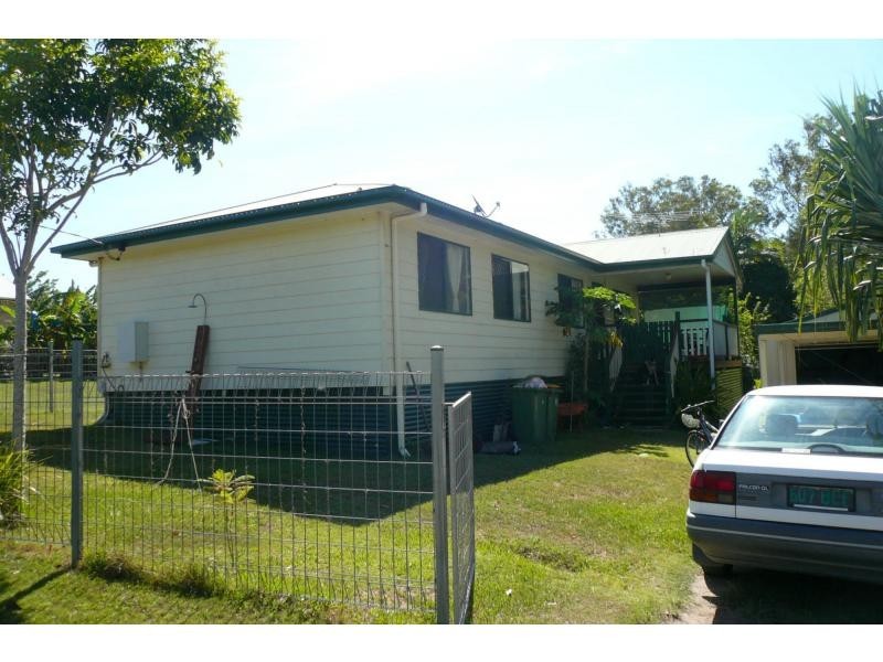 23 Squire Street, Macleay Island QLD 4184