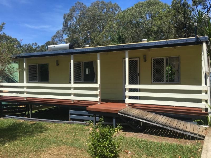 38 Brighton Street, Macleay Island QLD 4184
